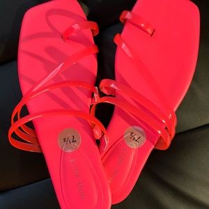 Hot Pink Sandals in great condition